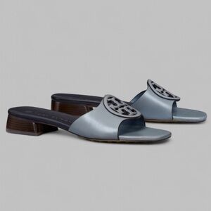 Tory Burch-Bombe Miller leather sandal 7.5-brand new-light blue/navy-Retail $300